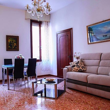 Appartamento Dei Frari Венеція Екстер'єр фото